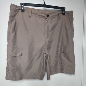 Magellan Outdoors  Men's Shorts Size 36